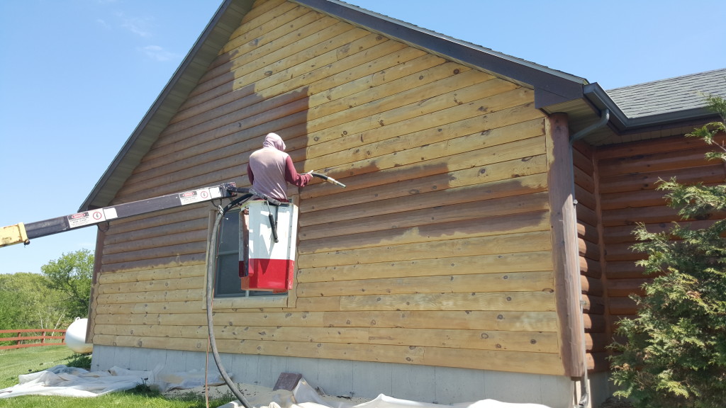 log home in Elroy