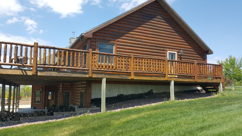 log home in Elroy