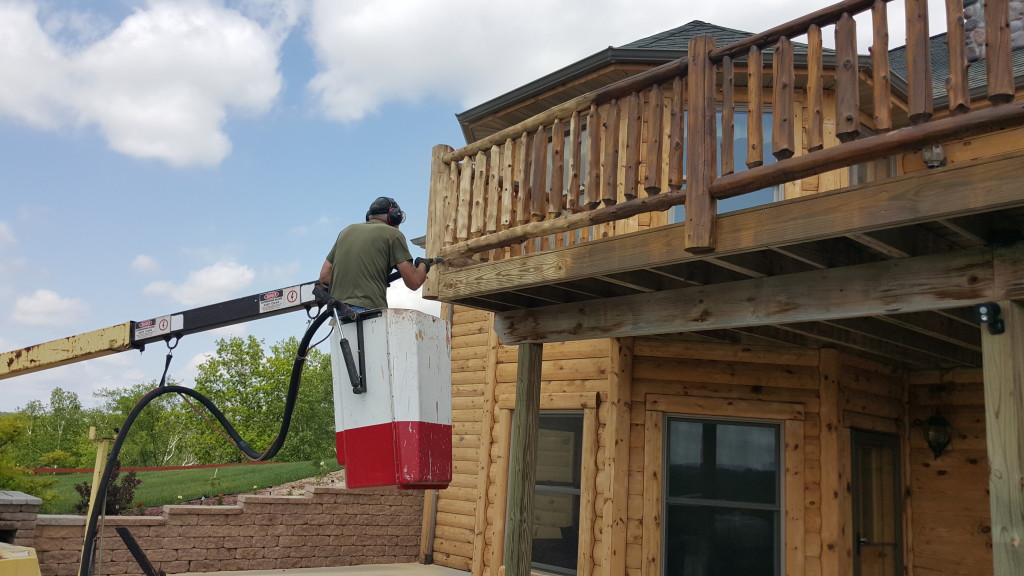 log home in Elroy