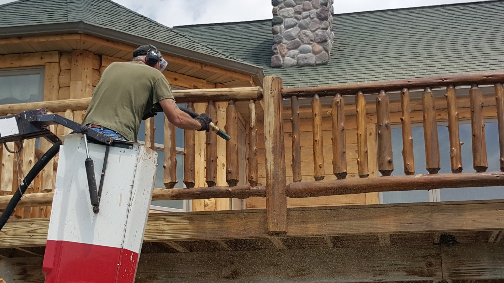 log home in Elroy